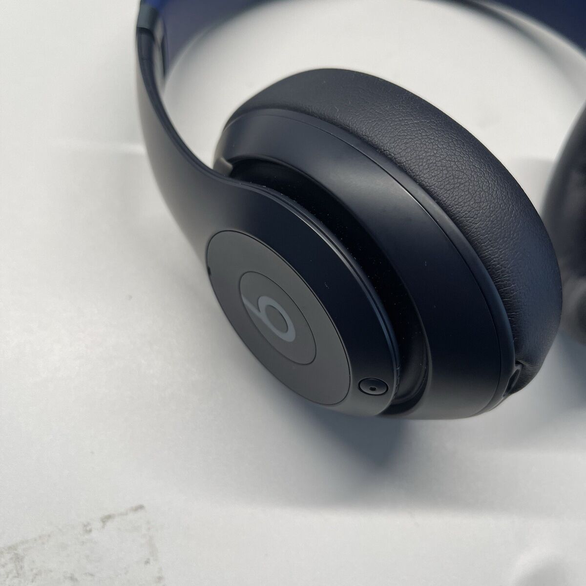 Beats Studio Pro Wireless Headphones (Navy) - USED Excellent